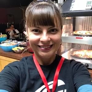 Meet your Posher, Lorena